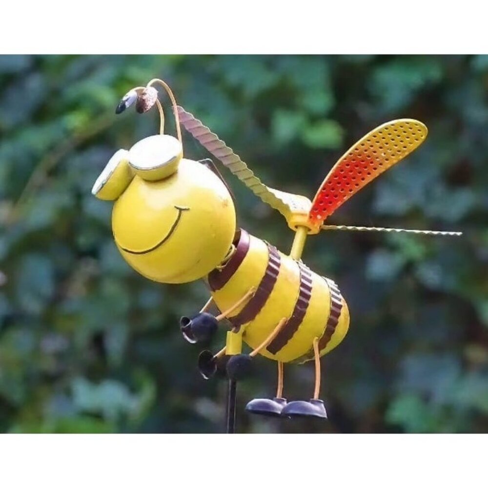 Garden Decor - Our Metal Yard Art & Solar Garden Lights are Great Backyard